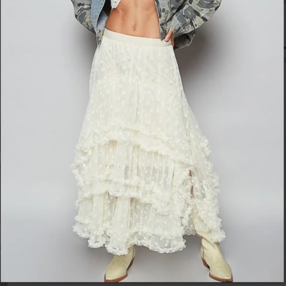 POL White‎ Asymmetrical Lace floral embroidered maxi Skirt